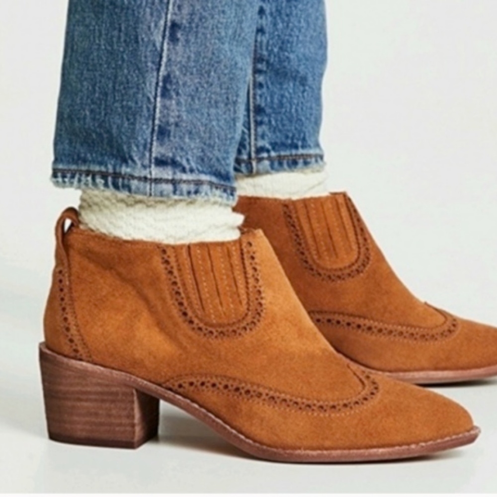 Madewell Grayson Brogue Chelsea, Size 9.5 - Picture 9 of 10